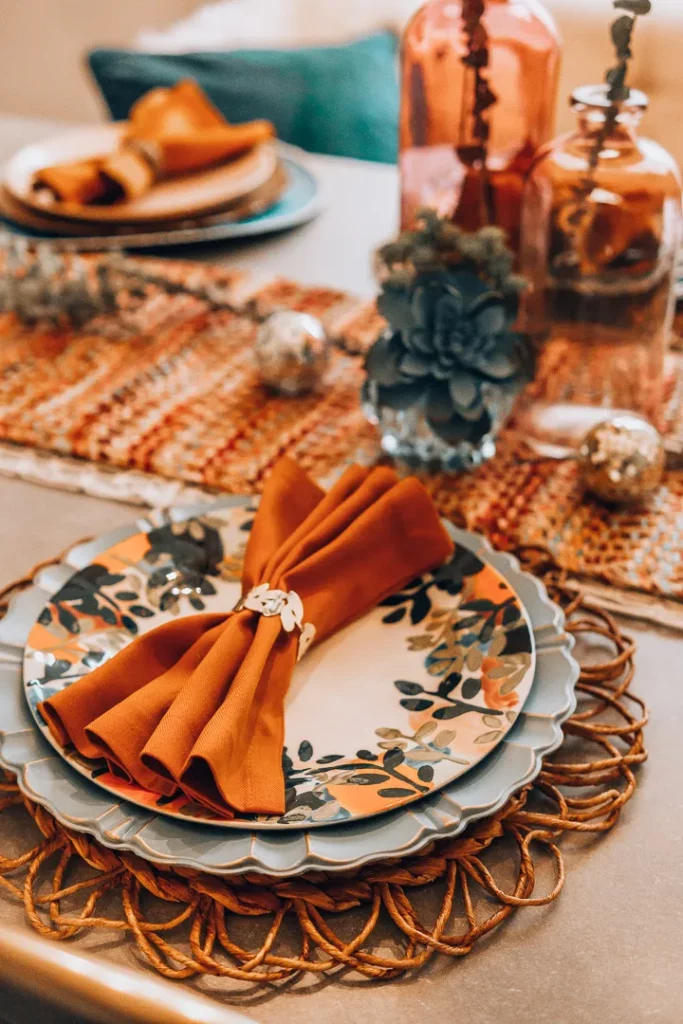 warm toned thanksgiving table decor
