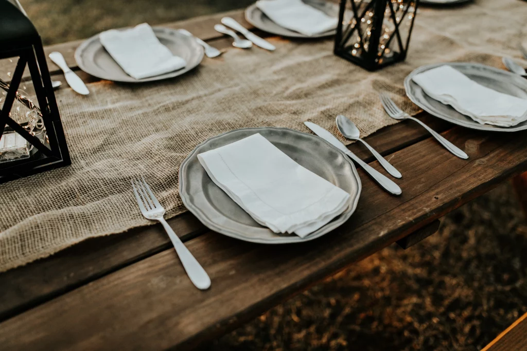 rustic outdoor thanksgiving table 