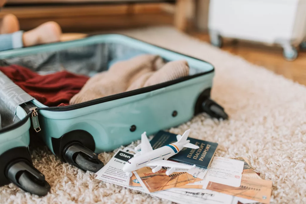 International Travel Packing List 2024: Budget-Friendly Essentials