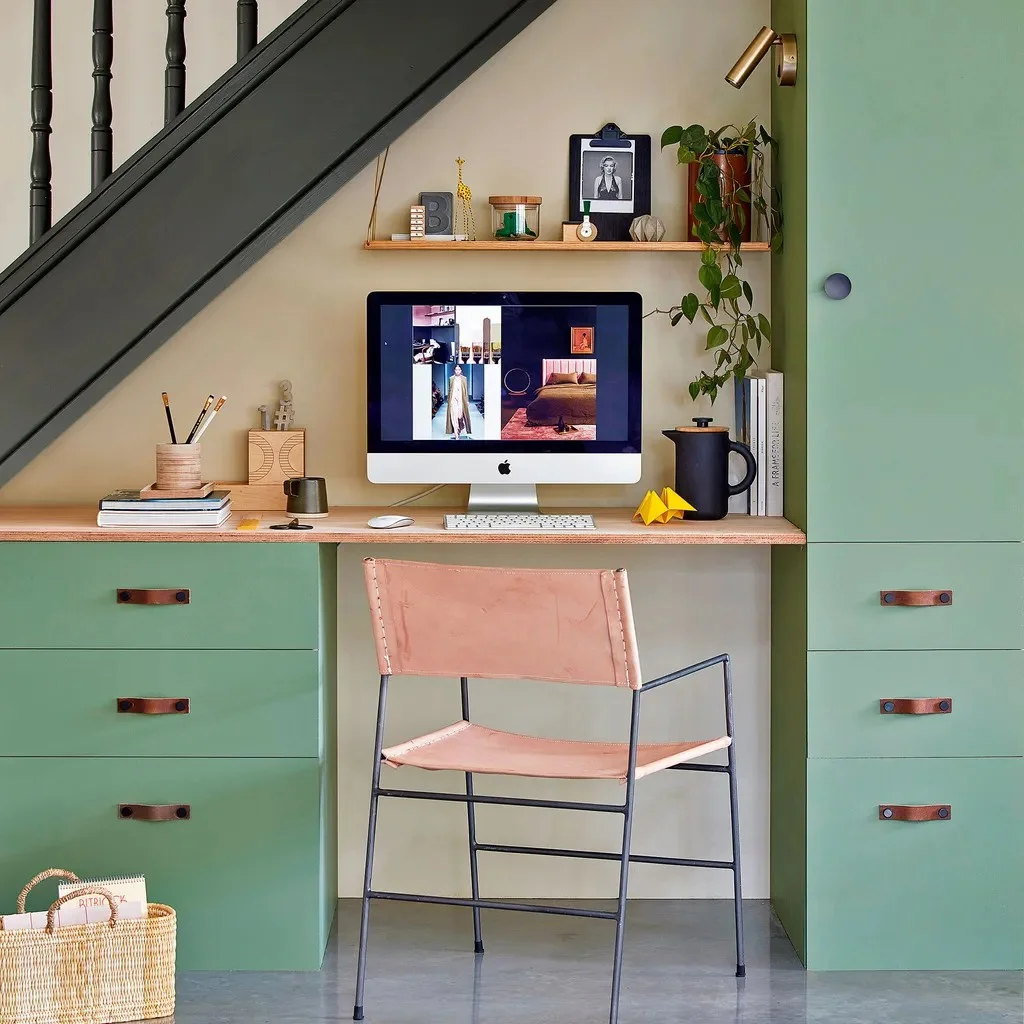 Desks For Small Spaces