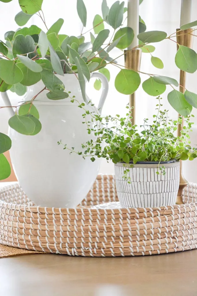 dining table centerpiece
