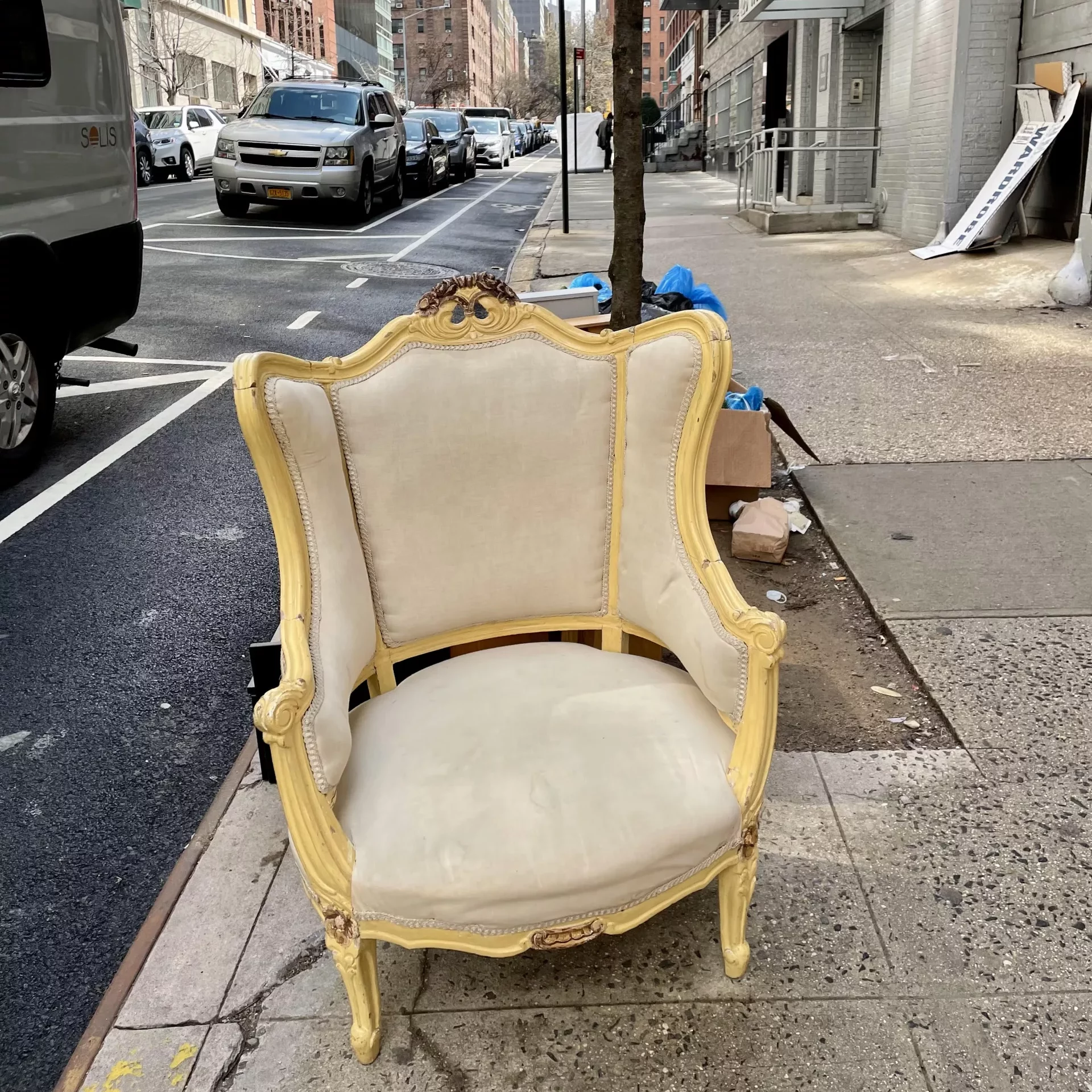 free furniture