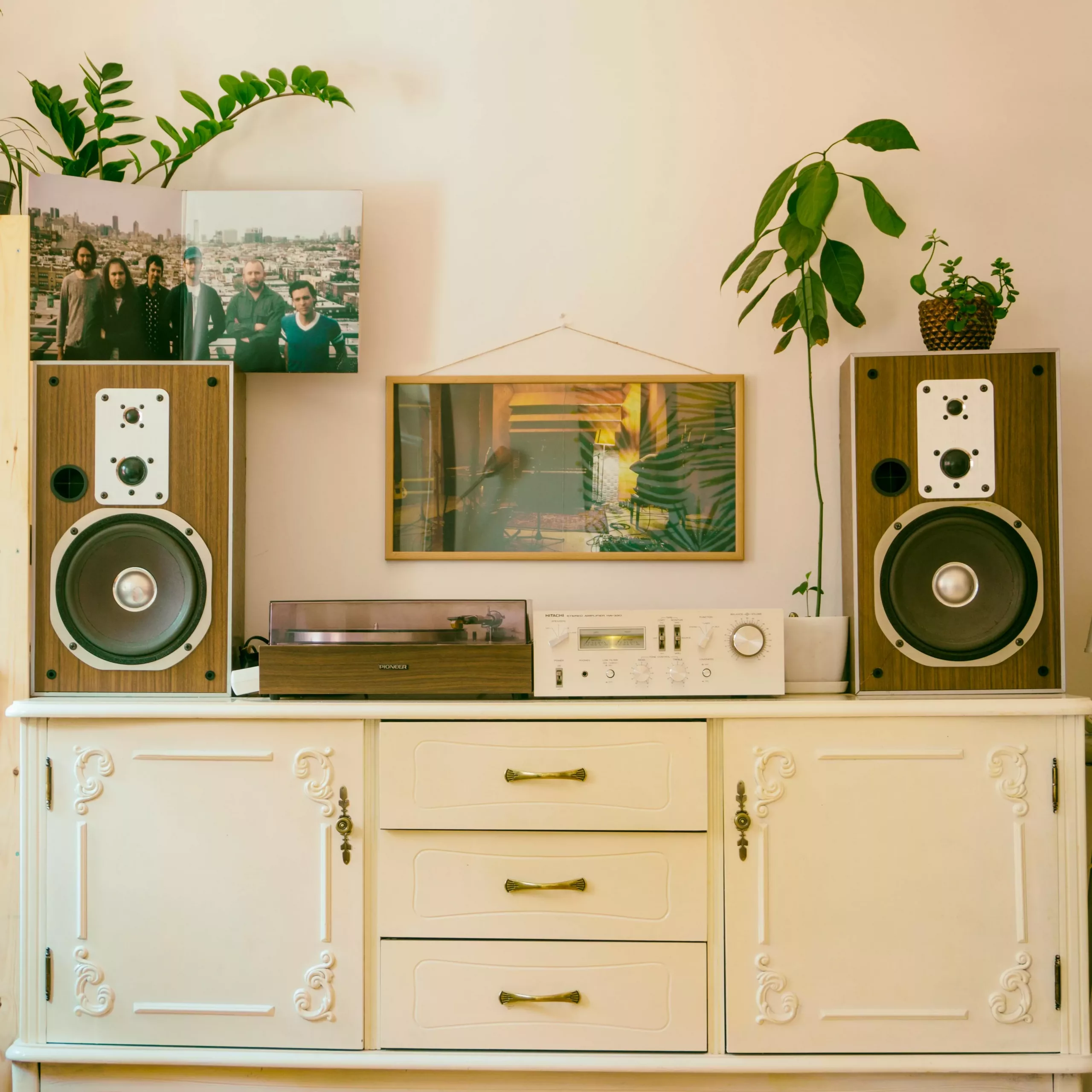 sound system set up for dinner party