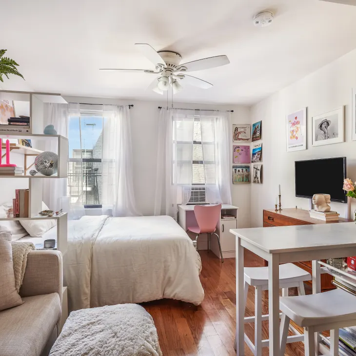 200 sq ft studio apartment layout example