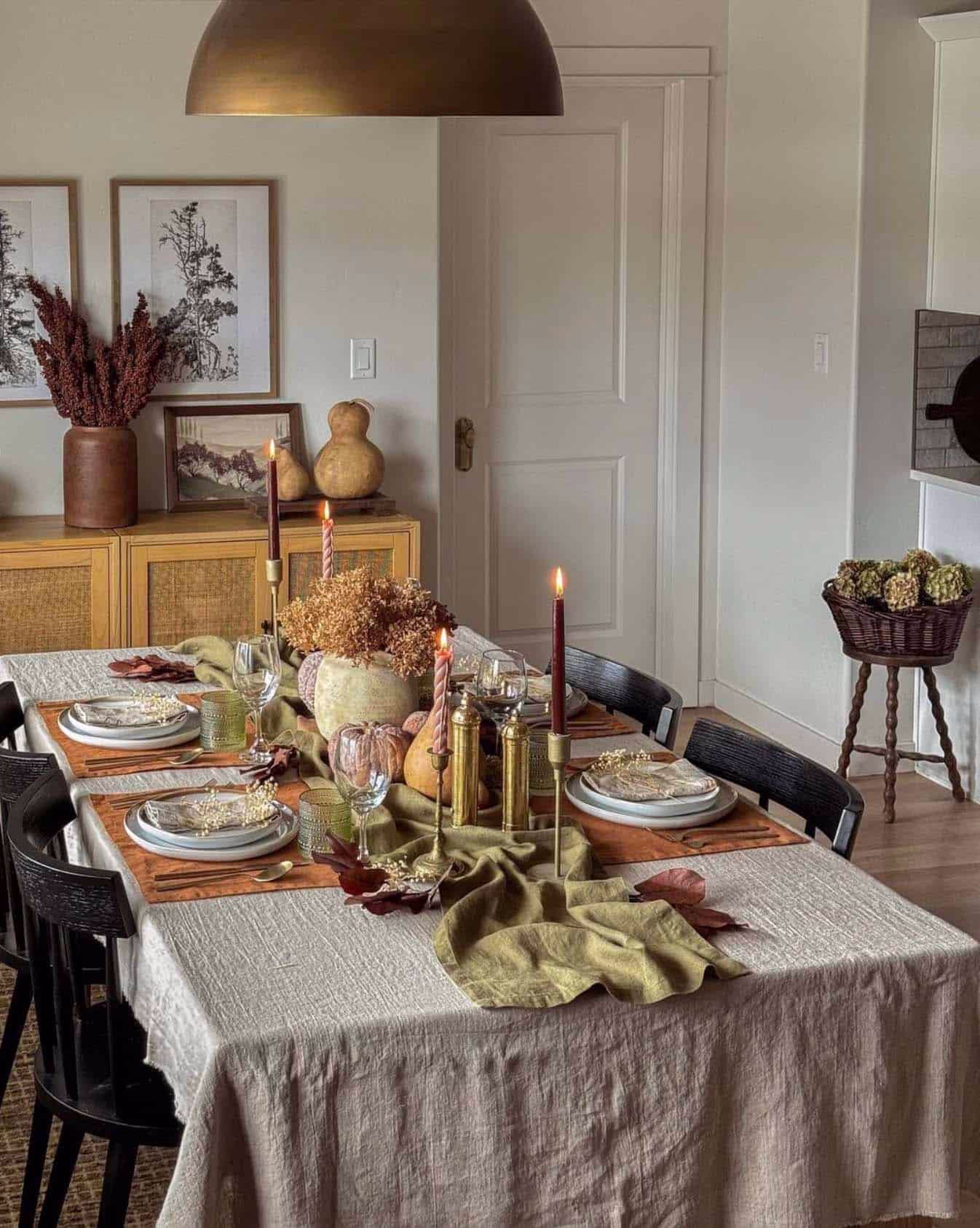 linen and cotton for table clothes and for dinner party table decor