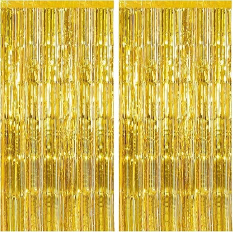 streamers curtain image link to https://amzn.to/3Of3OMg