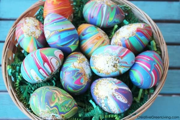 marbled colored eggs