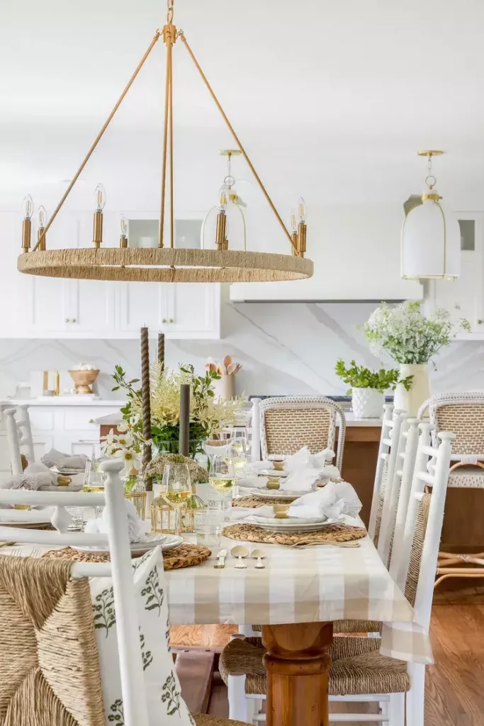 dining table decor for an indoor summer picnic