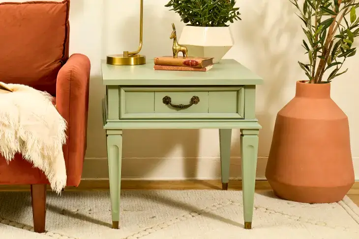 a simple upcycled side table