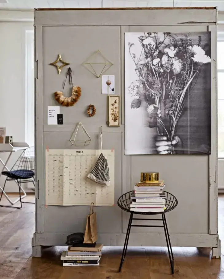 armoire to divide two rooms 