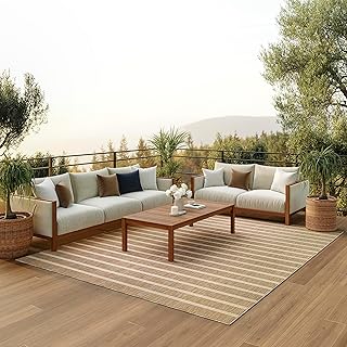 outdoor rugs for a cozy winter patio