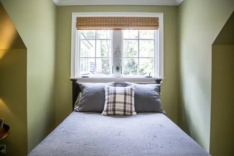 bedroom designs for small room with odd spaces and shapes