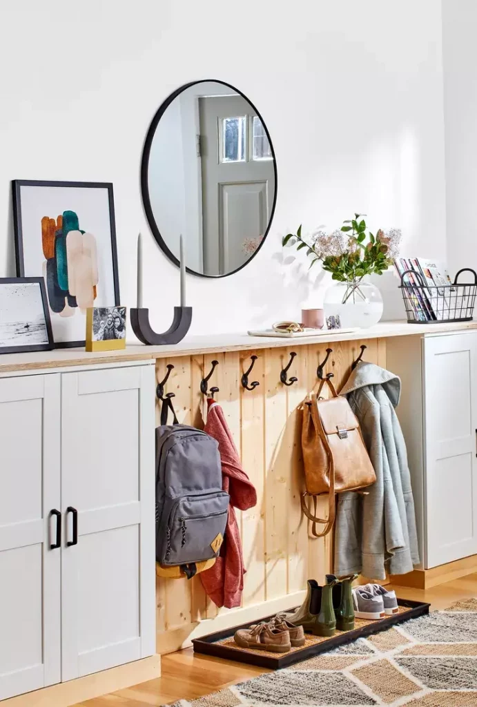 small home entrance closed storage design
