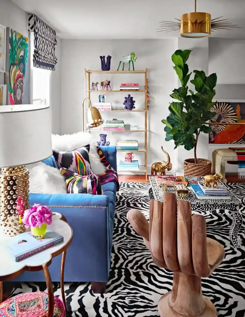 living room in Maximalism style of home