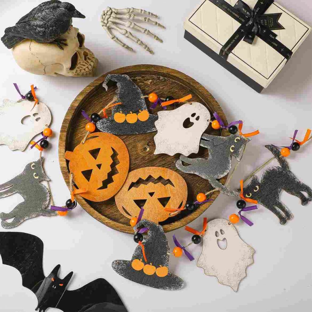 Paper Halloween Garland